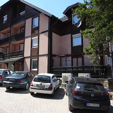 Apartman Ogi 즐라티보 외부 사진